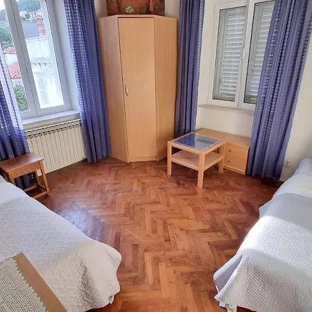 Primavera Apartment